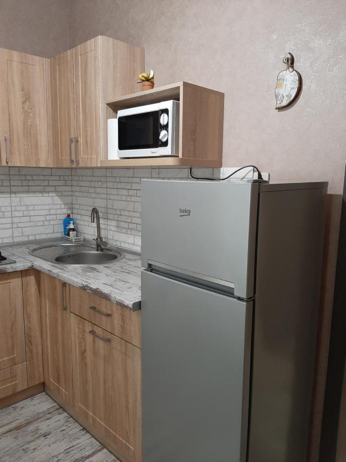 1 Stop From Railway Station Apartment Киев Екстериор снимка